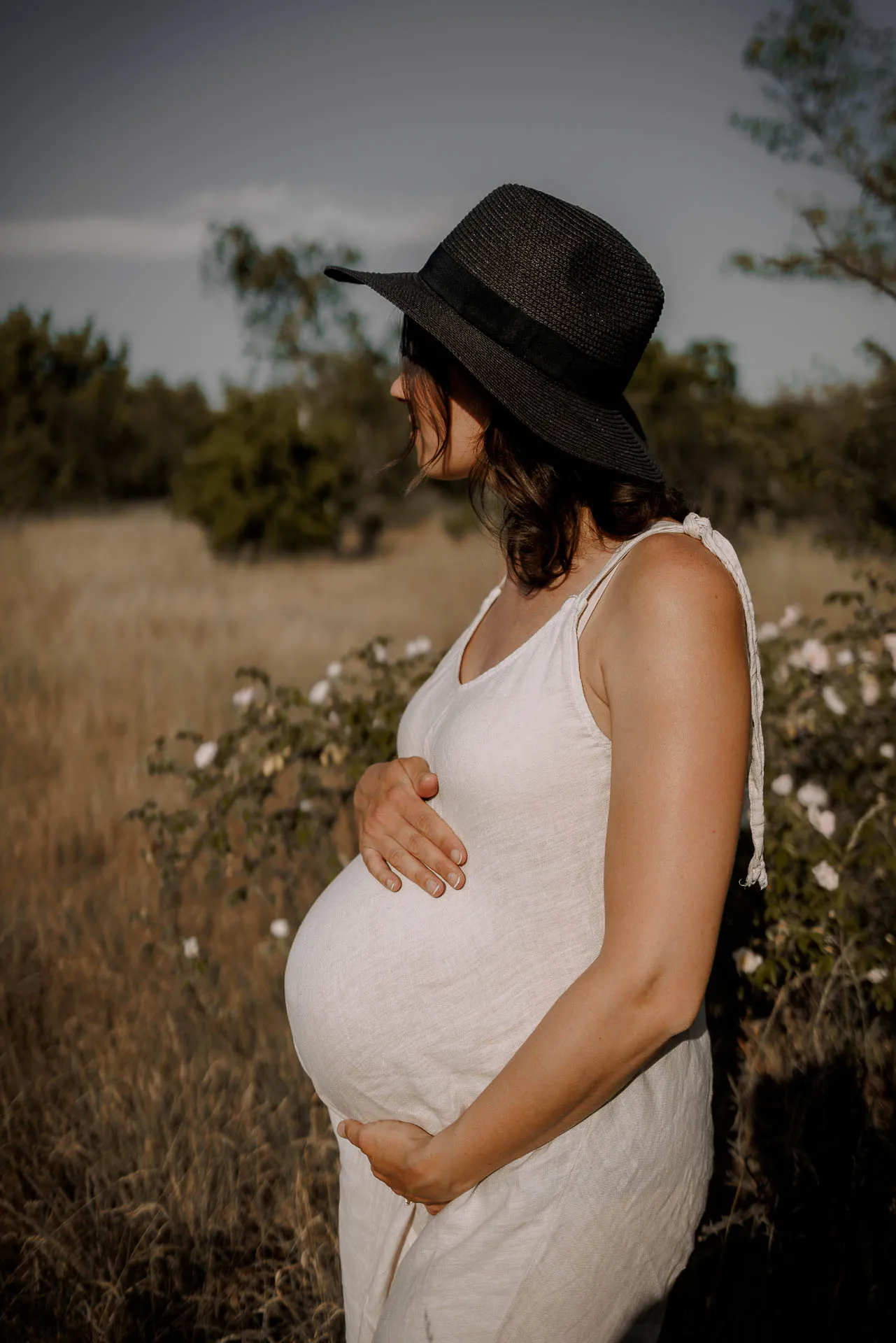 Kreatives Schwangerschaftsshooting mit blurry Stil München