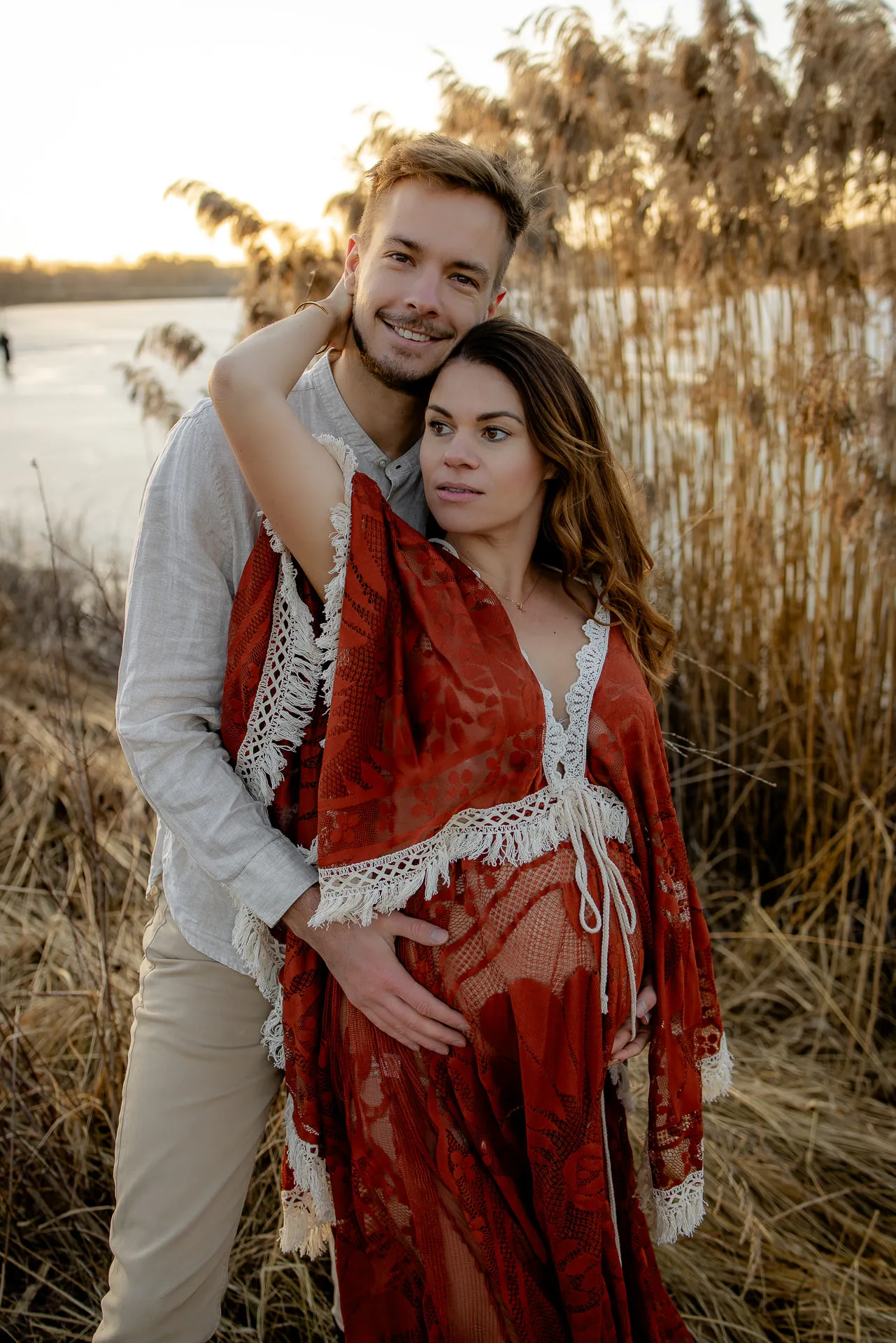 Besonderes winterliches Schwangerschaftsfoto München