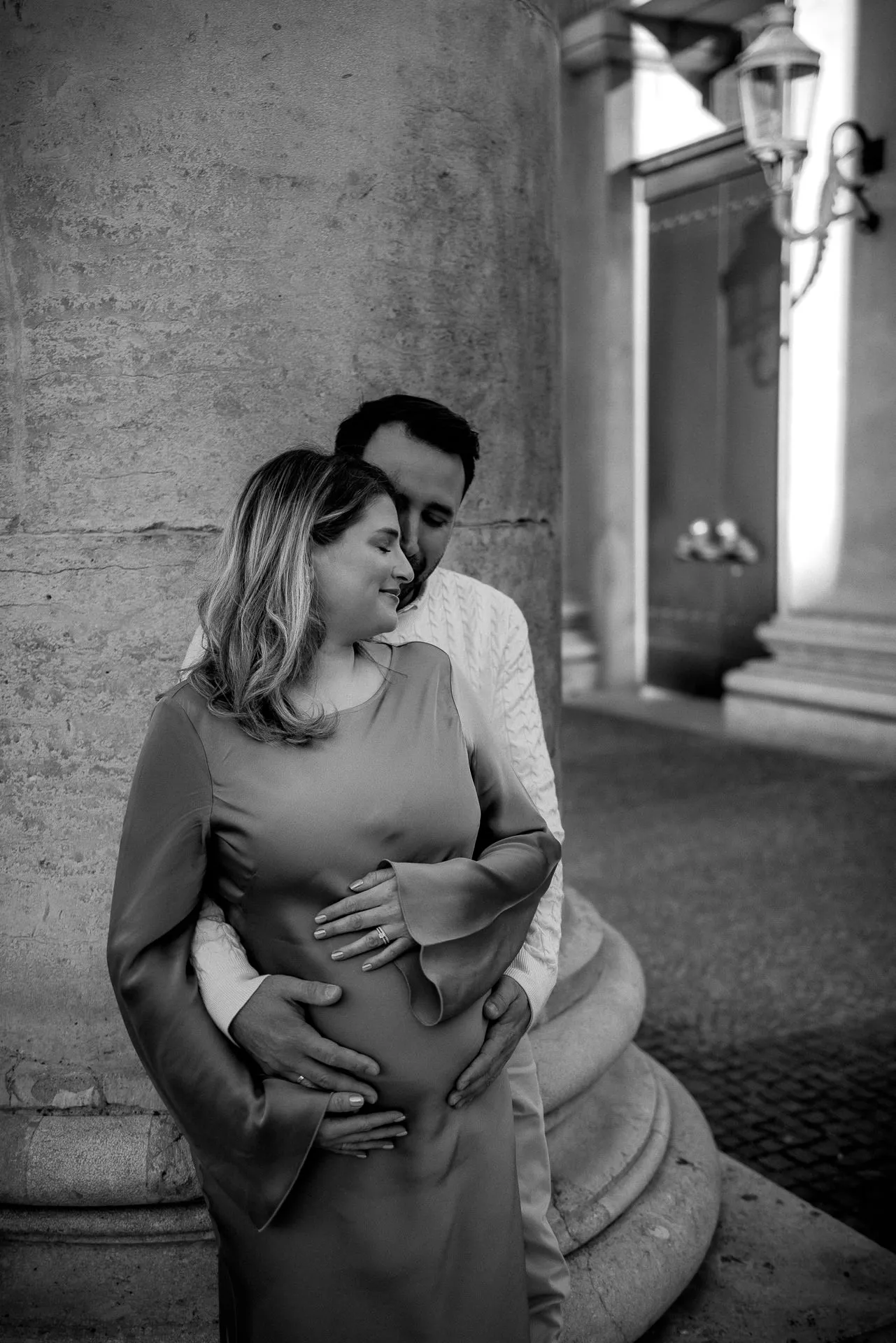 Editorial Babybauchshooting in München Innenstadt von Lena Dugnus