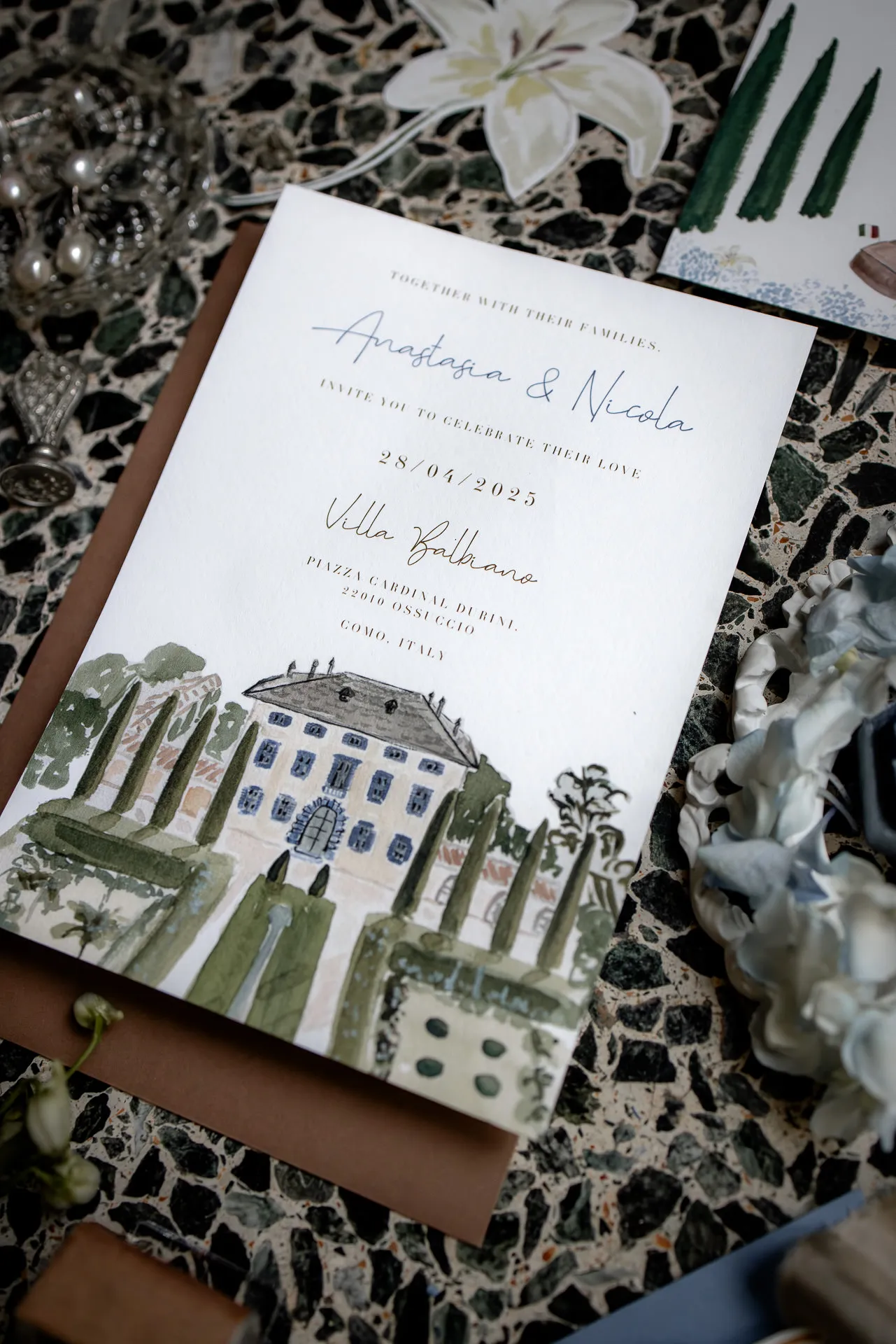 Elegant wedding invitation with Villa Balbiano watercolor illustration
