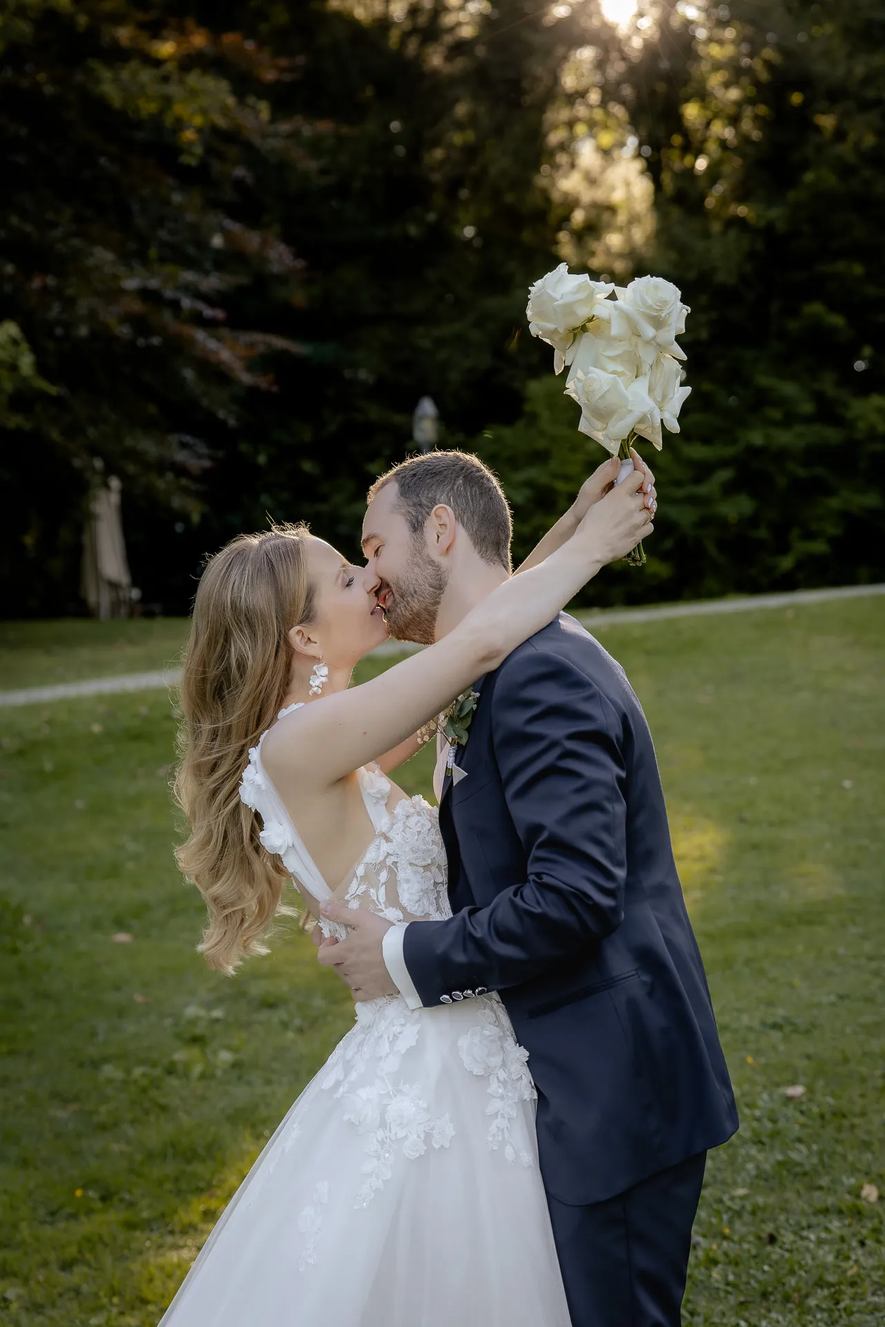 Romantic couple portrait with bridal bouquet in La Villa garden